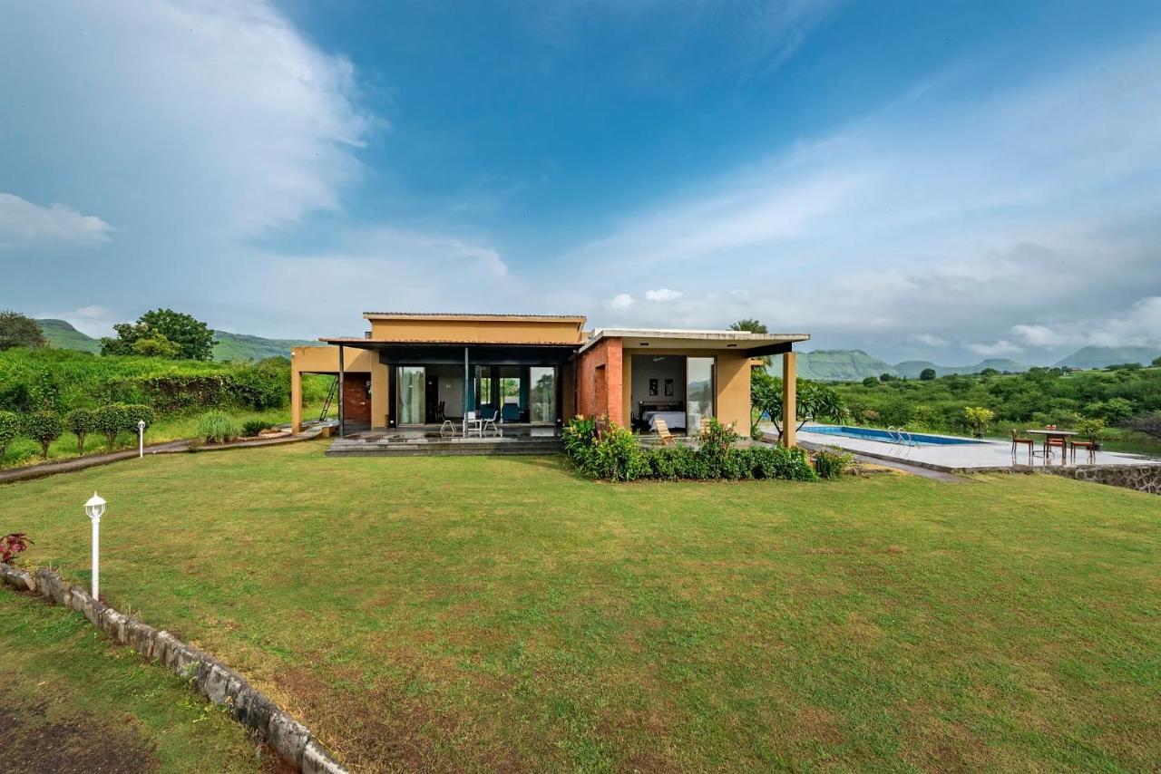 Saffronstays Rose Vineyard: Lakefront Pet-Friendly Villa in Nashik Exterior photo