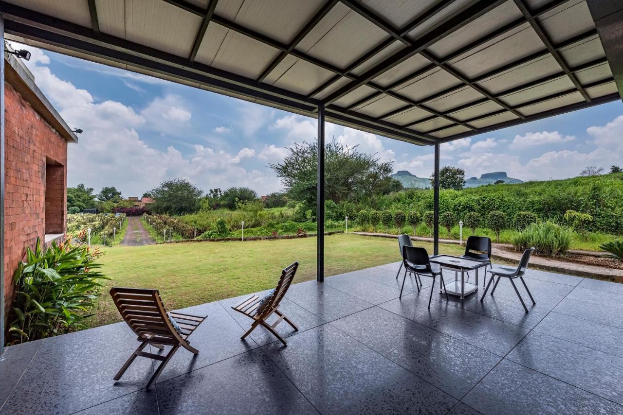 Saffronstays Rose Vineyard: Lakefront Pet-Friendly Villa in Nashik Exterior photo